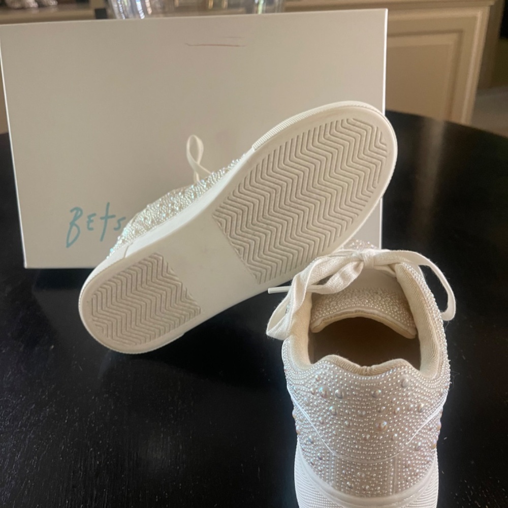 Betsy Johnson Sidny Pearl Platform Sneakers - Picture 5 of 8